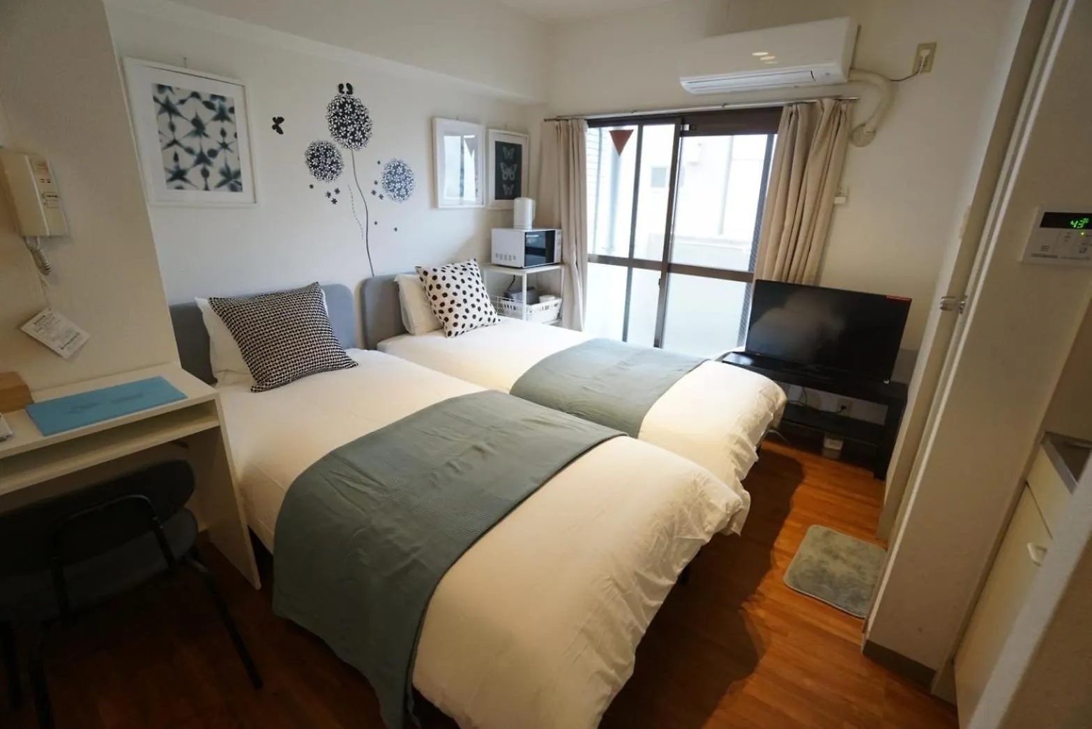 Apartment House Floor Assemble 403 Osaka