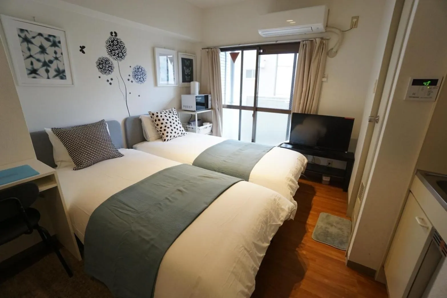 Apartment House Floor Assemble 403 Osaka 0*,  Japan